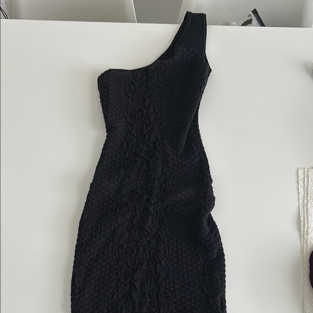Elegant Black One-Shoulder Dress